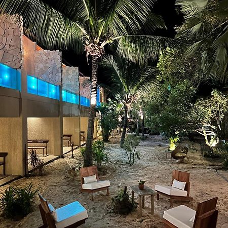 Villa Pantai Boutique Hotel Atins Kültér fotó