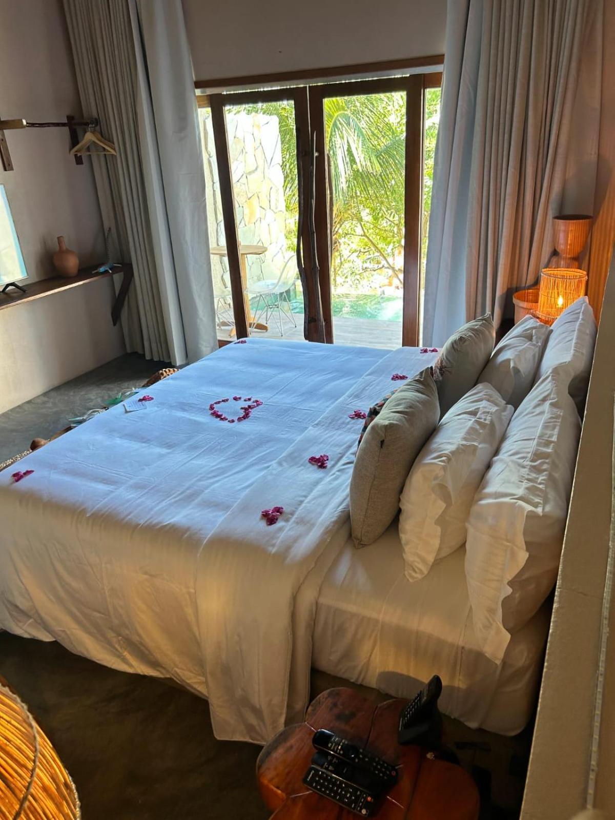 Villa Pantai Boutique Hotel Atins Kültér fotó