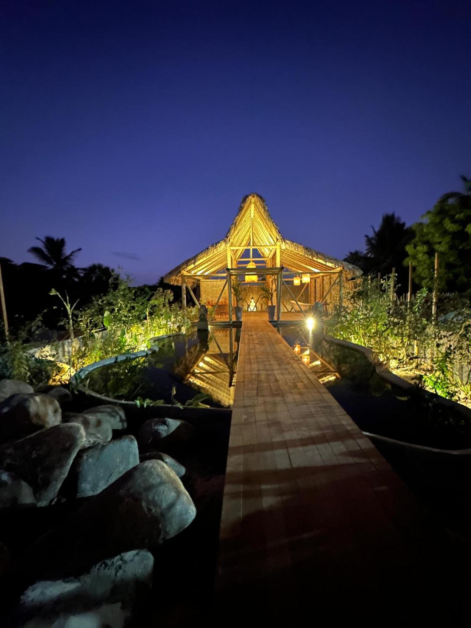 Villa Pantai Boutique Hotel Atins Kültér fotó
