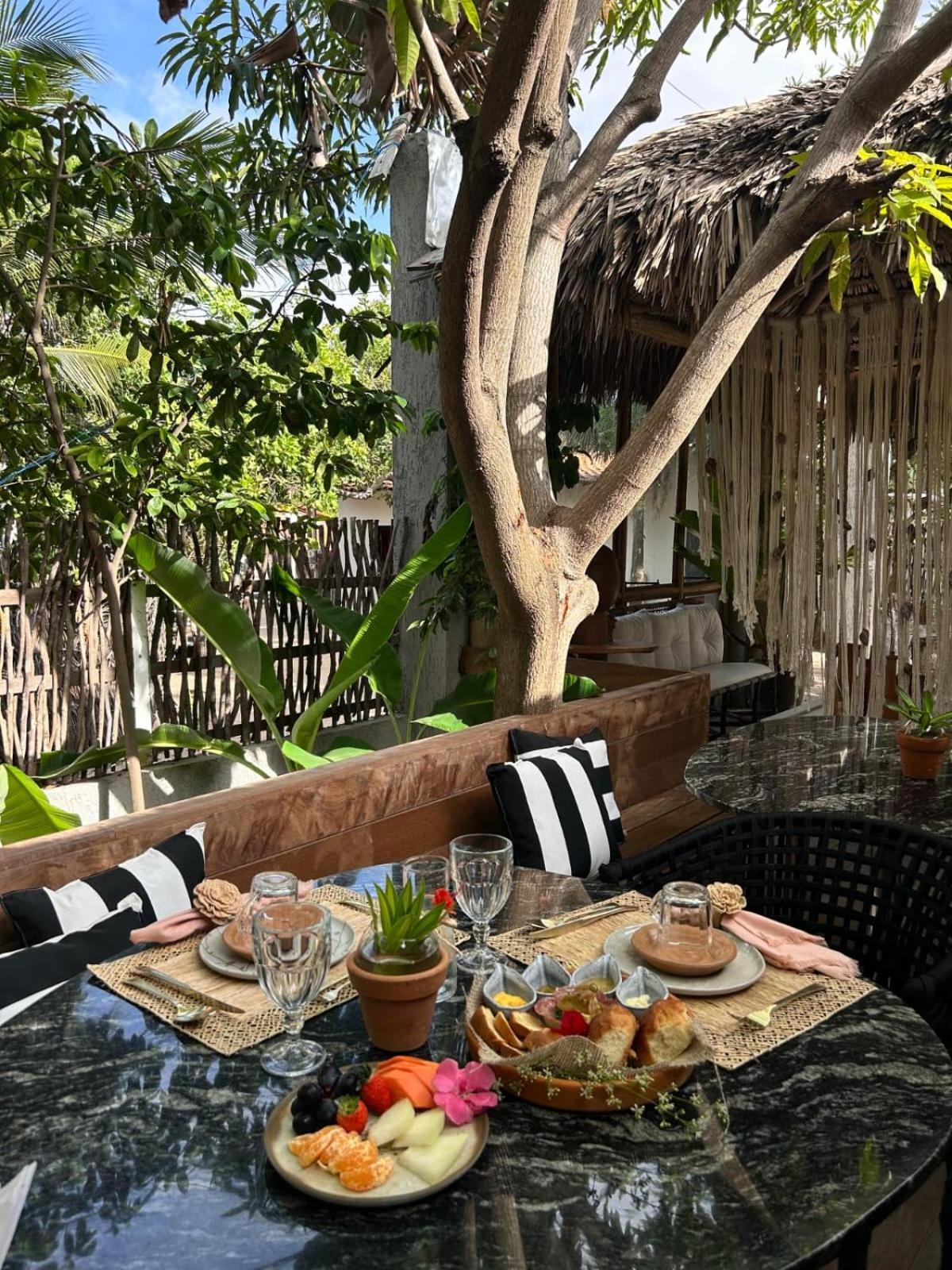 Villa Pantai Boutique Hotel Atins Kültér fotó