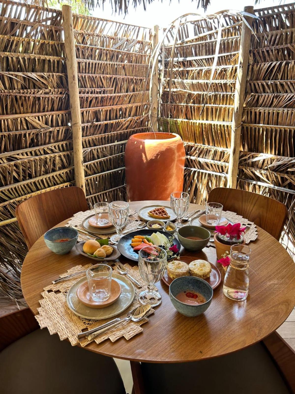 Villa Pantai Boutique Hotel Atins Kültér fotó