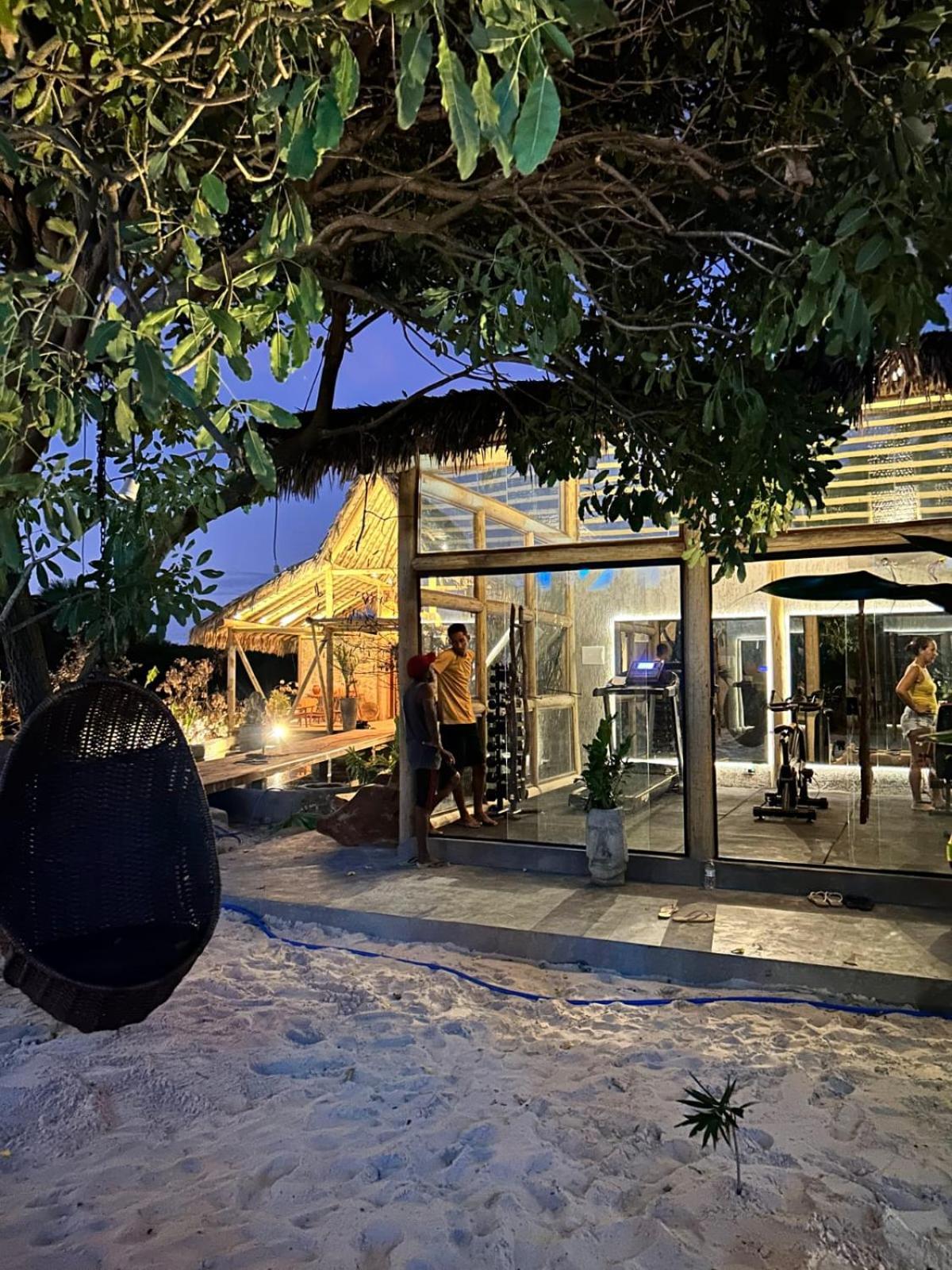 Villa Pantai Boutique Hotel Atins Kültér fotó