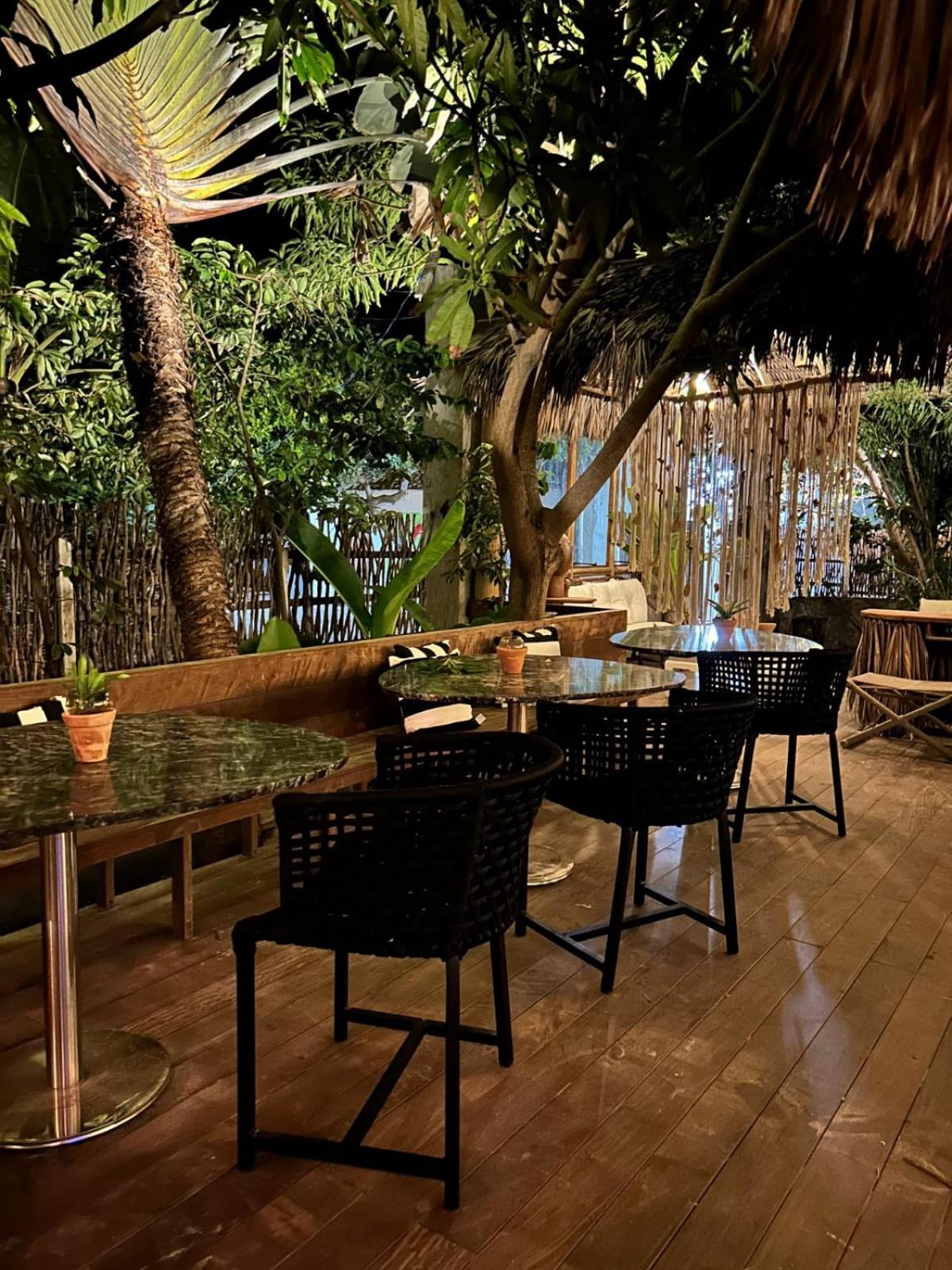 Villa Pantai Boutique Hotel Atins Kültér fotó