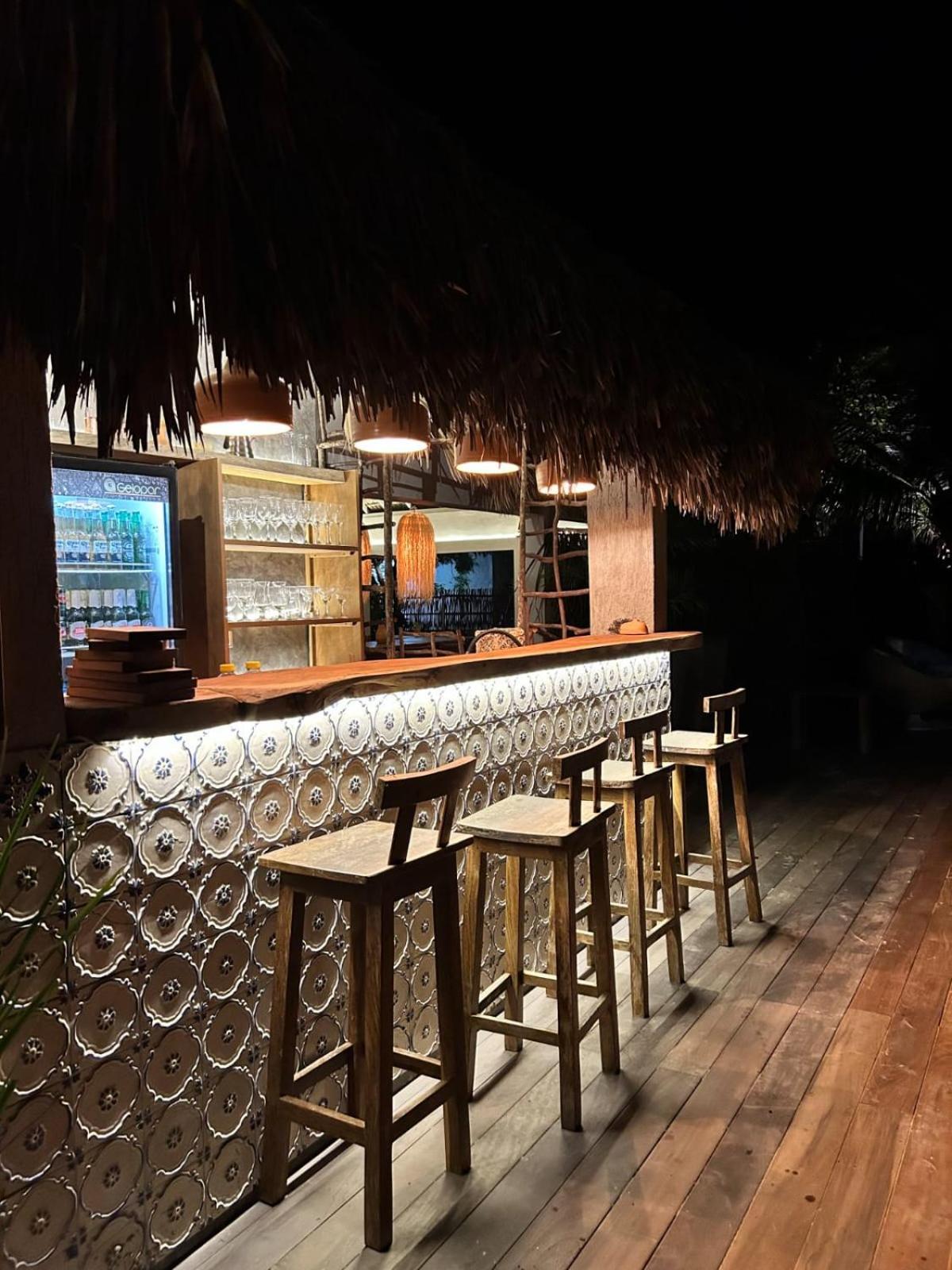 Villa Pantai Boutique Hotel Atins Kültér fotó
